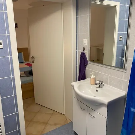 Julija Δωμάτια σε οικογενειακή κατοικία