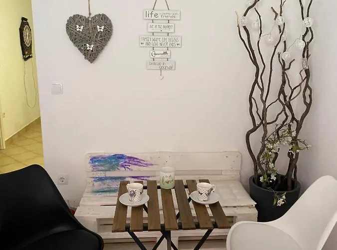 Rum i privatbostad Julija Zirovnica